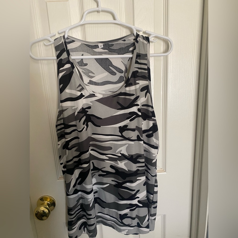 Women’s camo tank top.